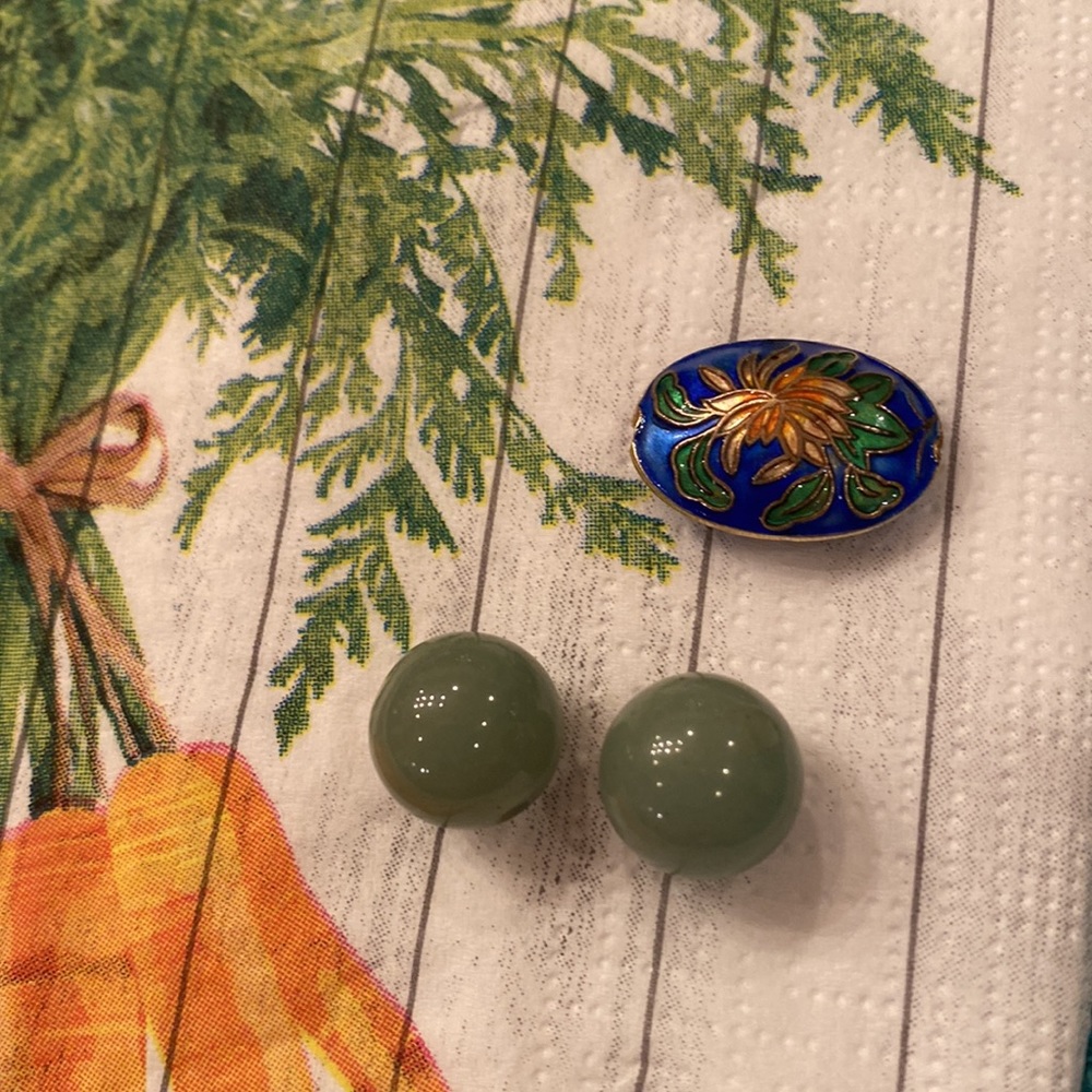 Vintage Cloisonné Oval Bead & 2 Imperial Green Jade Beads. 🌷NWOT🌷Never worn!